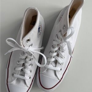 Converse All Stars - High Top Sneakers in White